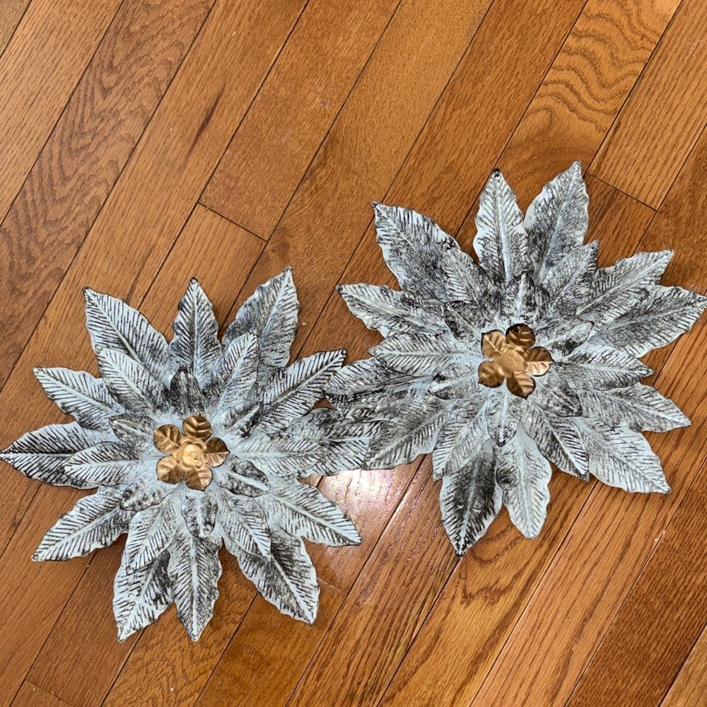 Decorative Floral Wall Art Set Of Two Gold White Black Metal